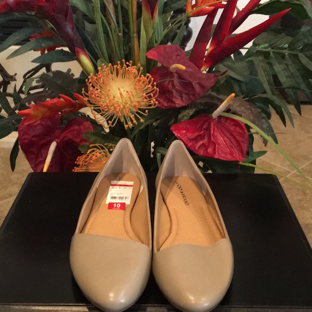 Lucky Brand flats